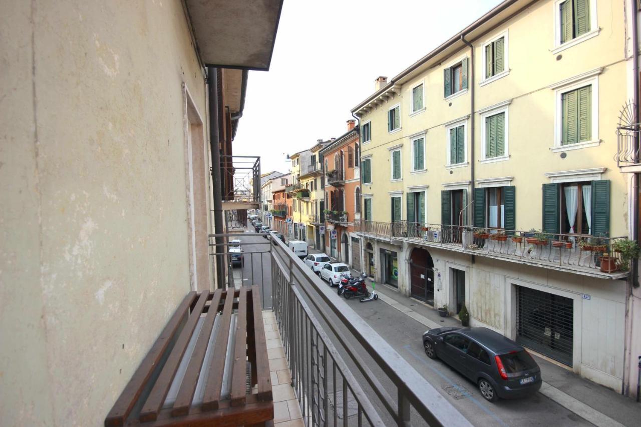 Case Vr Holiday Happy House Verona Exterior foto