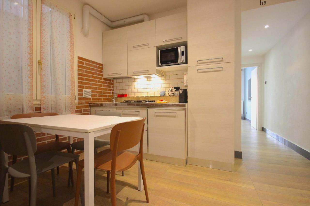 Case Vr Holiday Happy House Verona Exterior foto